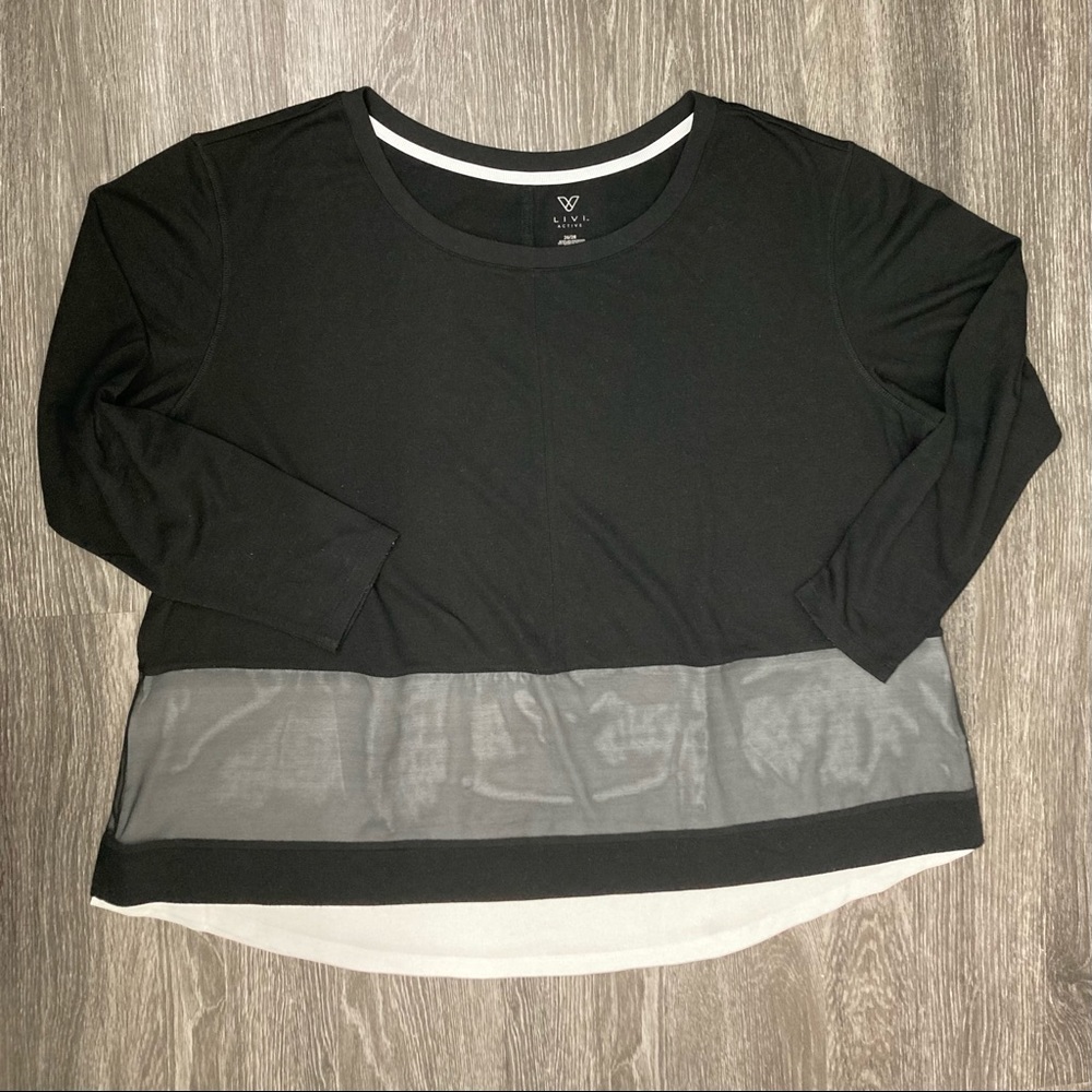 Lane Bryant LIVI 26/28 Lightweight Knit Pullover Top